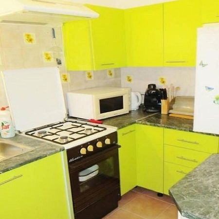 Sziszi Nyaralohaz Apartment Balatonszarszo Exterior foto